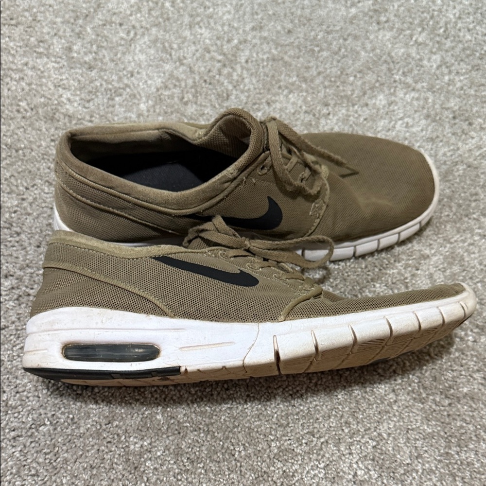 Nike SB Janoski size 8 Sneakers